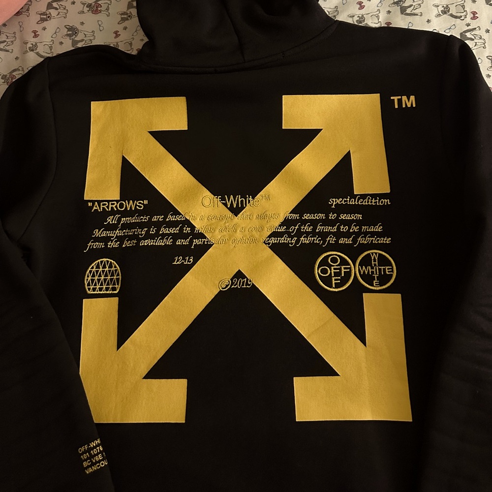 Off-White mens hoddie